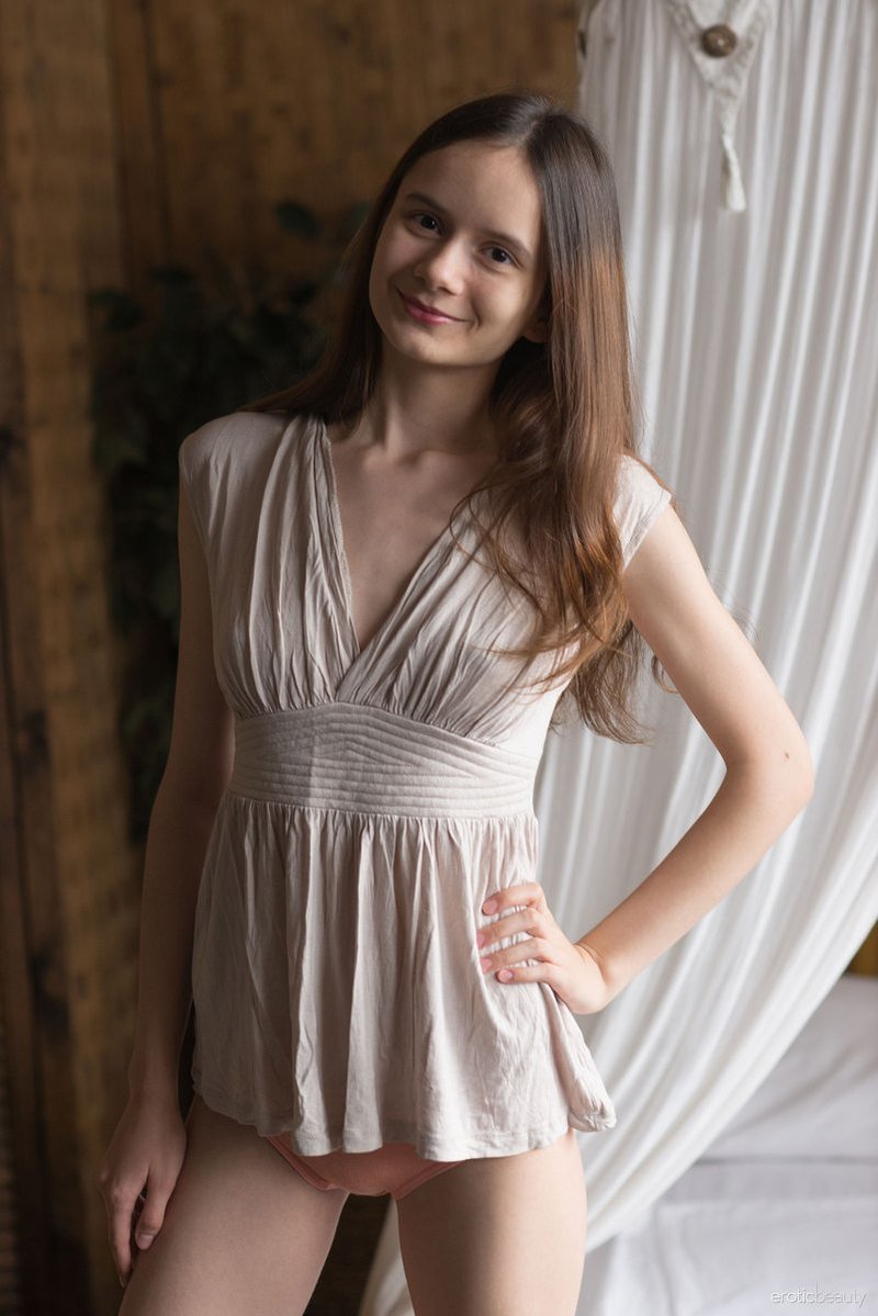 Анжела, 33